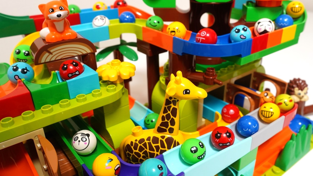 Satisfying Building Blocks So cute! A 3D block coaster featuring the animals' house!
