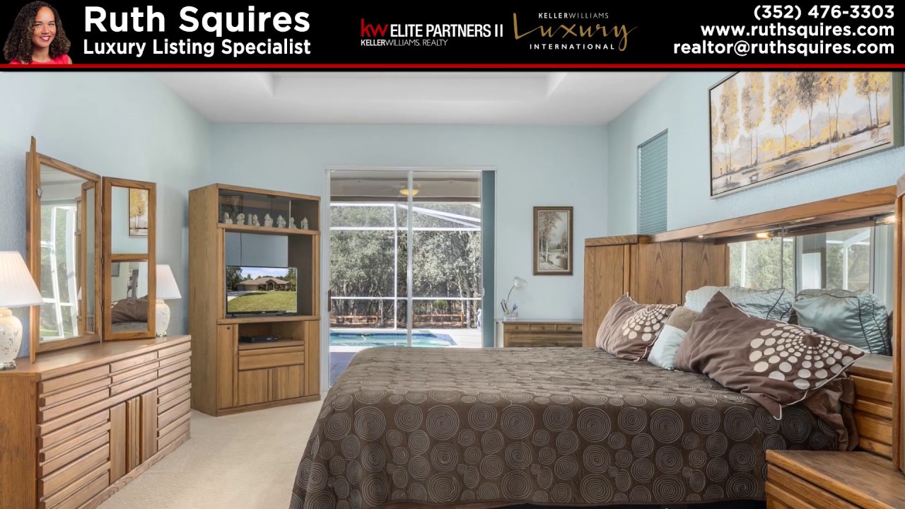 3 Bed 2 bath 2,200+ square foot POOL home in Pine Ridge Estates