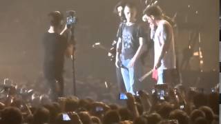 Хмельничанин на сцені разом з 30 seconds to mars, Київ, 06 05 2015