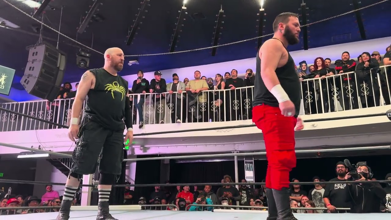 Slap = Light Tube Hit