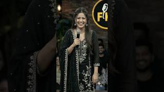 बच्चे मुझे देखकर बोलने लगे भाभी पटाका भाभी पटाका 😅 #standupcomedy #comedy #jokes #funny #shorts