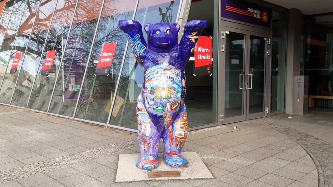 MAKAN2 BERLIN 😋😋😋 STUDENT DINING  👀 BERLINER BUDDY BÄR Berlin buddy bear