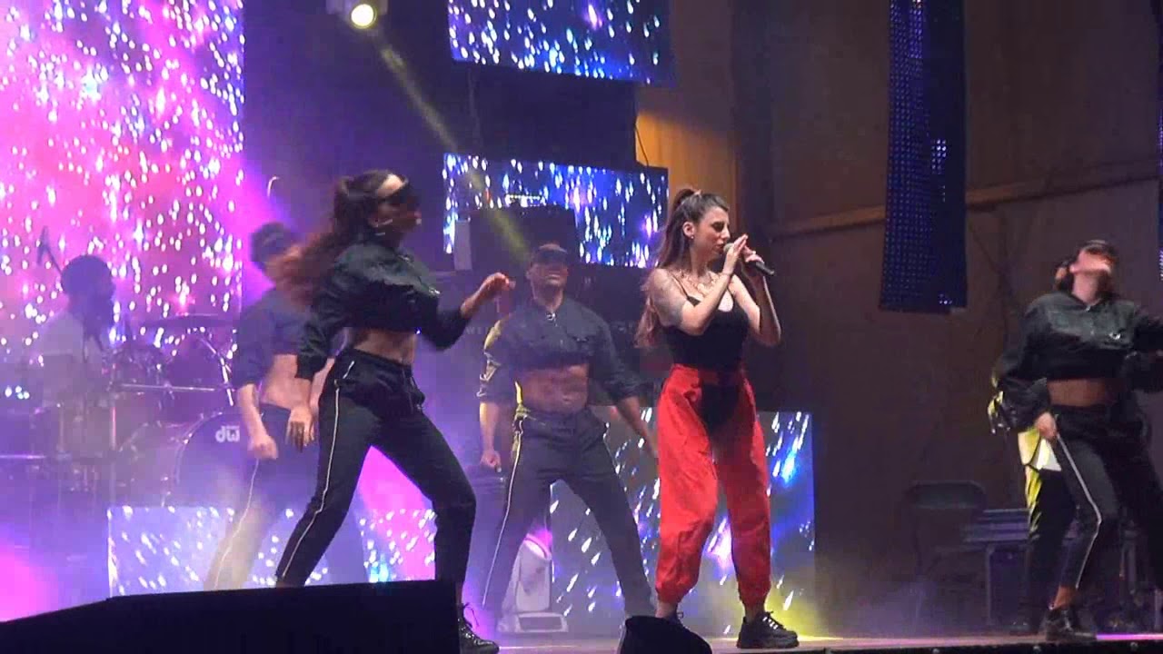 CON ALTURA ORQUESTA NUEVA ALASKA EN CORELLA. 25 -09- 2019.