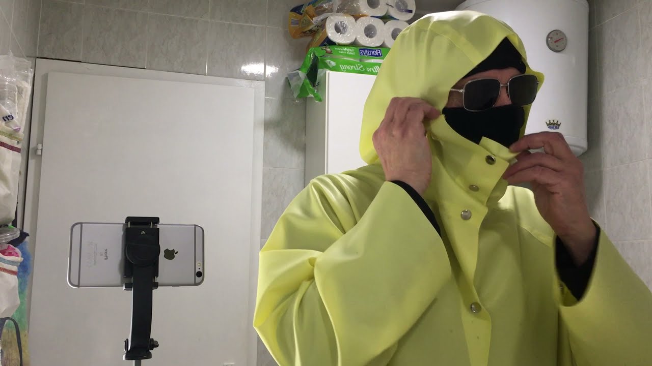 VERY SPECIAL AND RARE YELLOW RUBBER RAIN JACKET SCHWERE GUMMIJACKE GUMMIMANTEL GELB on ebay now