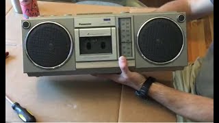 Vintage 80's Boombox to Bluetooth DIY Repurpose