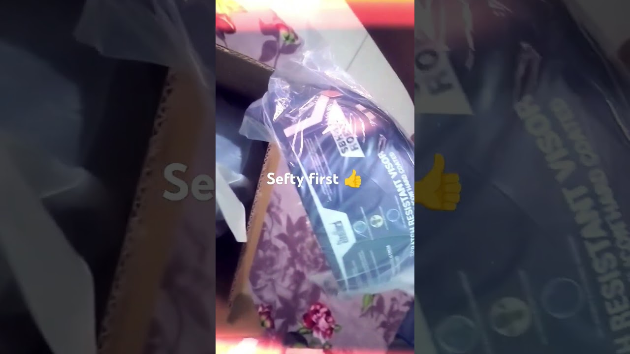 Steelbird SBH-17 Terminator Bike helmet 