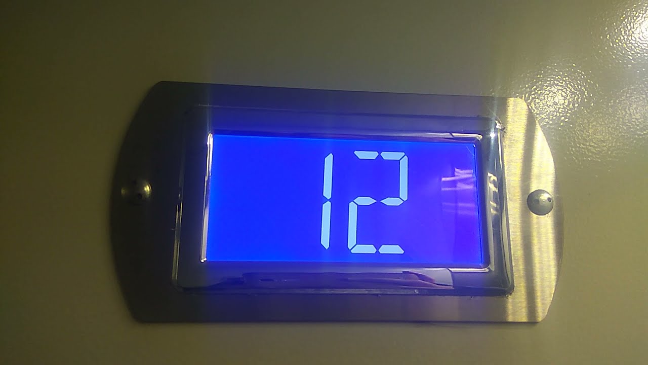 Лифты КМЗ Протон @ ЖСК Марьино-7, Марьино, Москва, Россия - YouTube