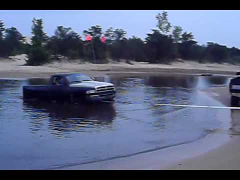 Dodge Ram 1500 Pulling A Dodge Ram 1500 Out - YouTube
