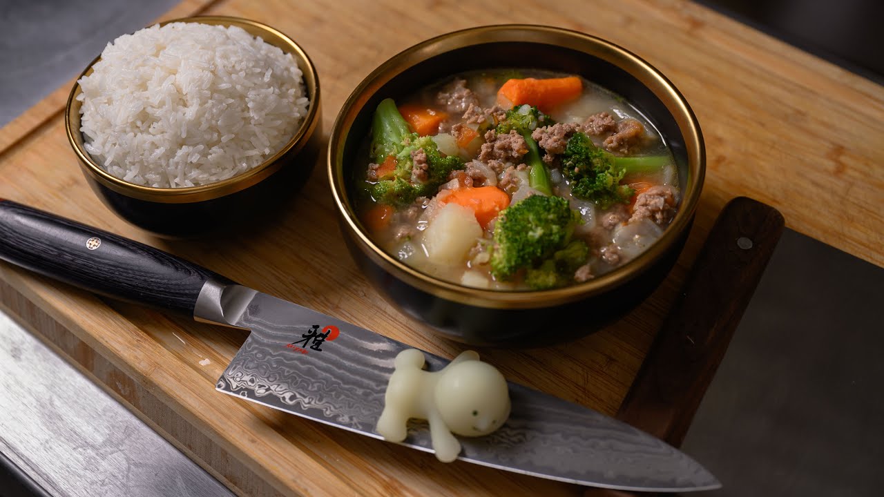 • mama's ground beef soup •