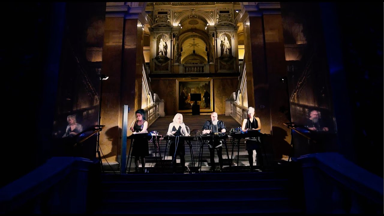 Steel Girls - Wien Modern 2021 @NHM