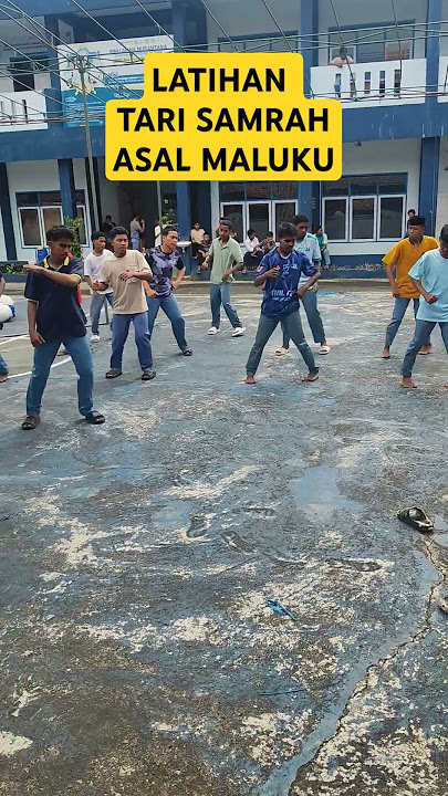 Tari samrah asal maluku