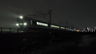 [フル点ハイビームで通過！ジョイント音最高！]回9785M E257系 OM-91編成 臨時特急あずさ84号新宿行の返却回送 回送列車が多摩川橋りょうを通過するシーン