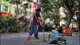 KU INSAN SEPI-Sentuhan buskers cover iklim,lagu menusuk kalbu