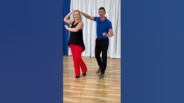 Do you know Wrist clip turns for Two Step?! #countrydancing #twostep