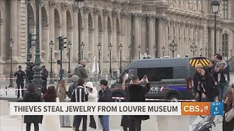 Thieves steal jewelry from Louvre Museum in Paris