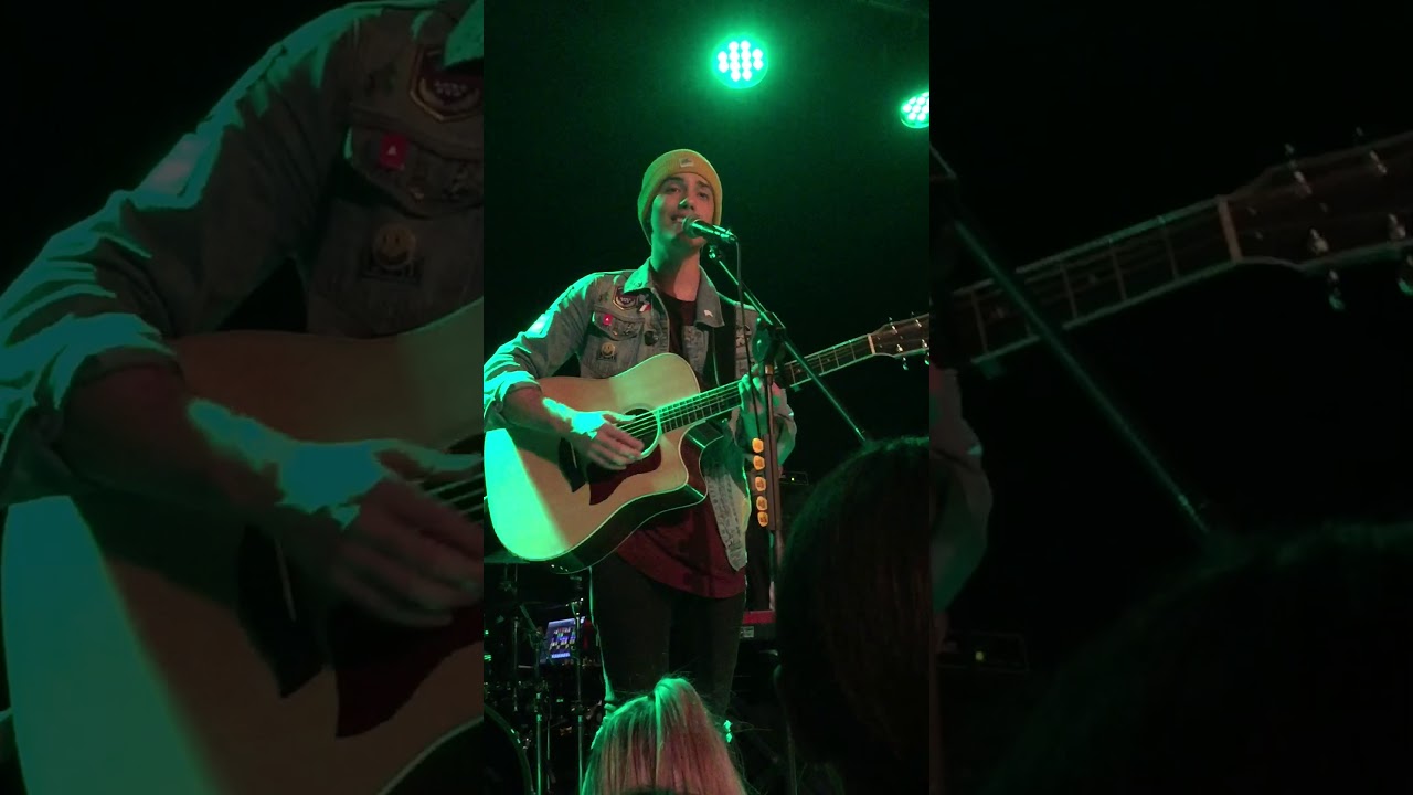 Stay for awhile - New song of Leroy Sanchez ( The laid Metro Sydney )