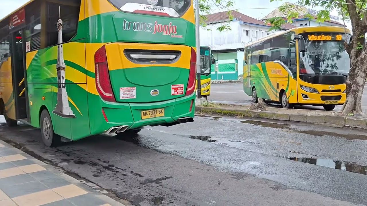 PART 8. MELIHAT BUS TRANS JOGJA DI BANDARA ADISUTJIPTO