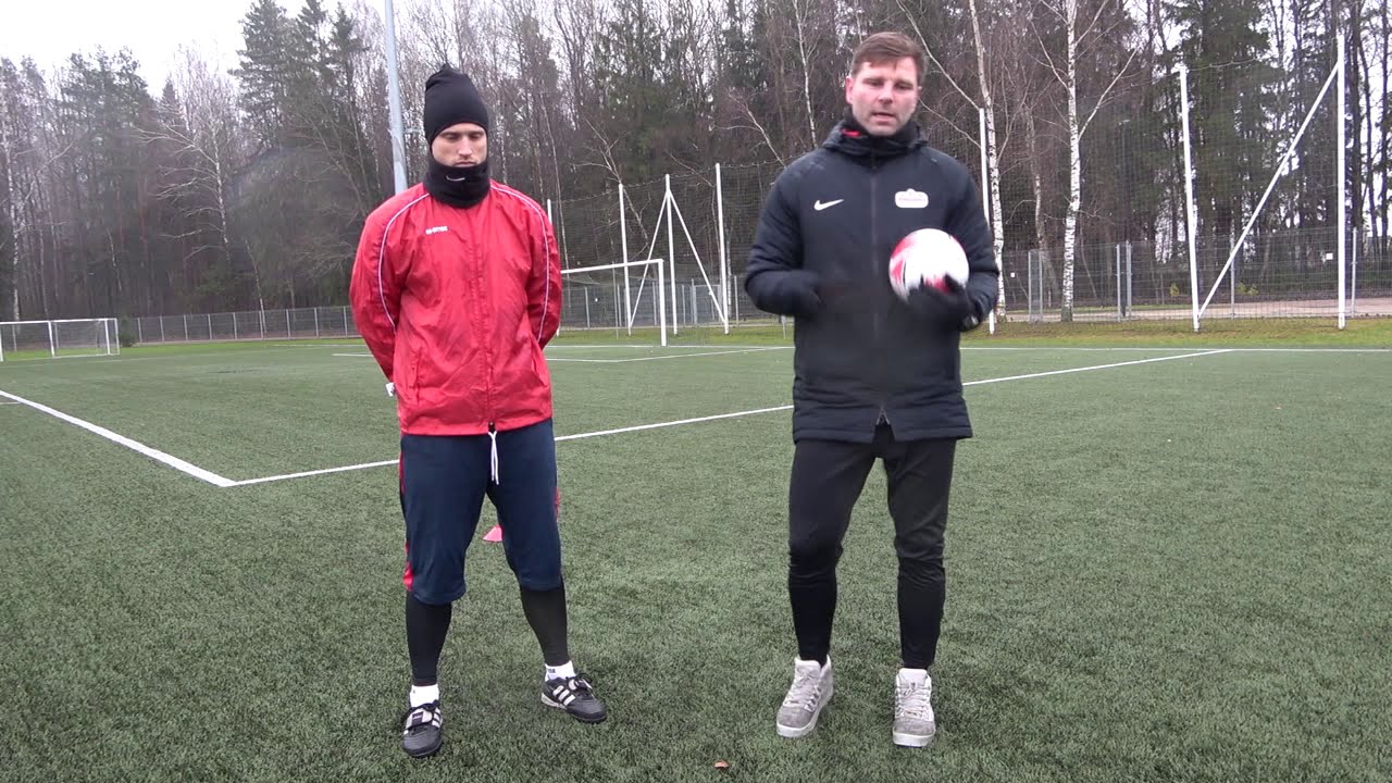 Futbolo treniruotė pradedantiesiems namuose