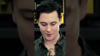 Avenged Sevenfold "synyster gates" VICTIM #afterlife #avengedsevenfold #synystergates #heavymetal 🎸🌹
