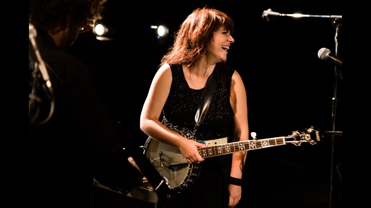 Mira Lisa LeBlanc chante Ti-gars en YouTube Mira Lisa LeBlanc chante Ti-gars en YouTube