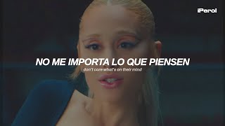 Video thumbnail of "Ariana Grande - yes, and? (Español + Lyrics) | video musical"