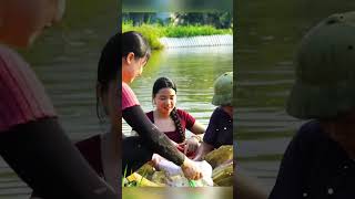 Pulling The Nets Yielded a Huge Catch of Fish | Buying Baby Fish to Raise in Giant Tank