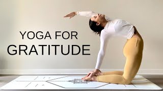 30 Minute Morning Yoga For Gratitude | Full Body Flow + Meditation screenshot 4