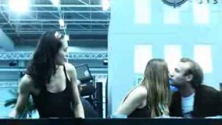 Paris Tuning Show 2007: le concours de bisous