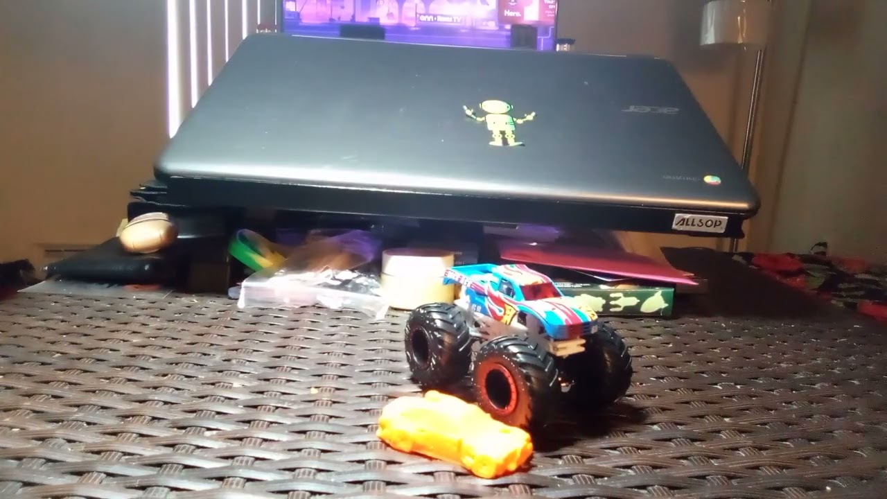 Hot Wheels Monster Trucks 2025 - Race Ace - HWMT Back to Basics - Unboxing Reviews