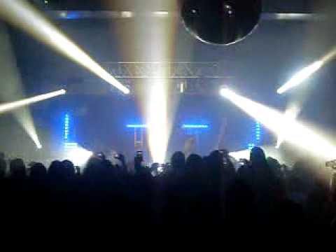 DON OMAR EN EL ECLIPSE DE MEMPHIS TN 2011 PARTE # 1