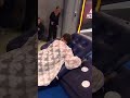 Domino med mennesker! - Se "Alle mod 1" på DRTV