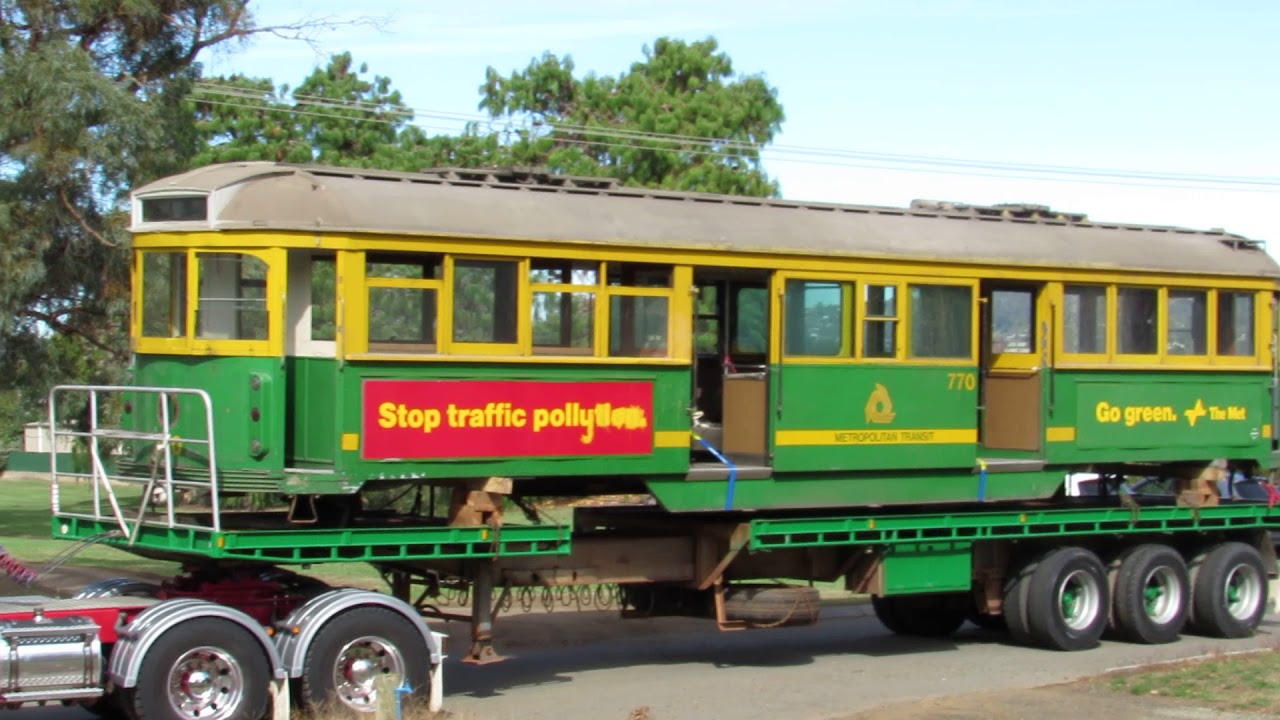 Two Melbourne W class Trams in Launceston Tasmania - YouTube