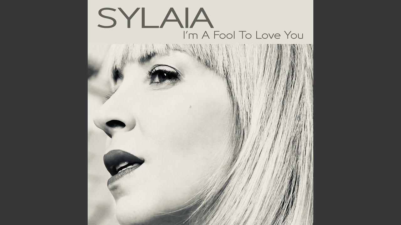 YouTubeでI'm a Fool to Love You (Single)を視聴