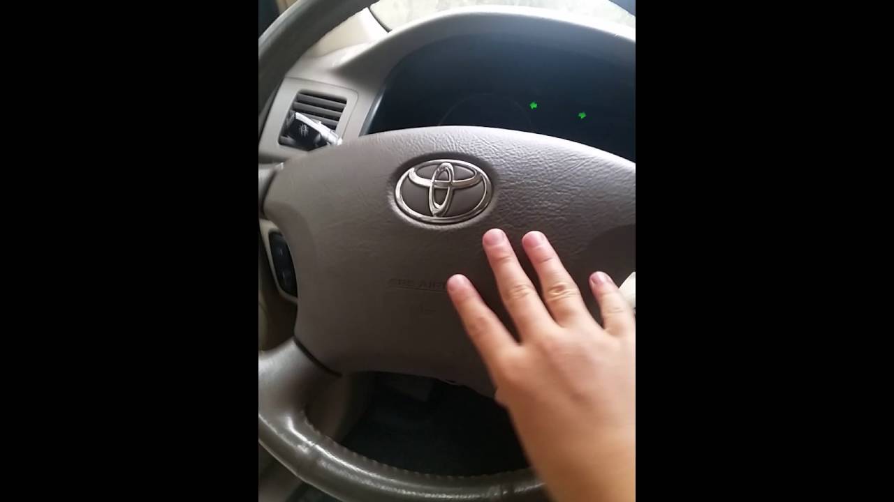 Pressing Toyota Land cruiser 120 horn YouTube