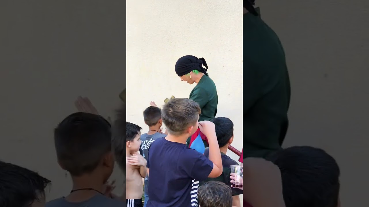 Zoro e Luffy com as crianças! 🫶 #onepiece #anime #zoro #luffy #cosplay