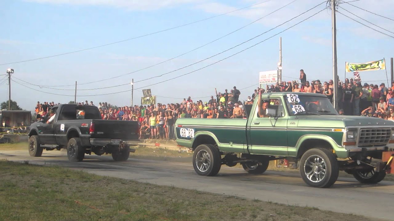 Old Ford Vs New Ford Truck Tug Of War At Wapak Tug Fest South View
