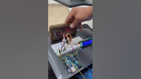 Medidor De Distancia Con El Sensor HC-SR04, ARDUINO Y una pantalla LCD