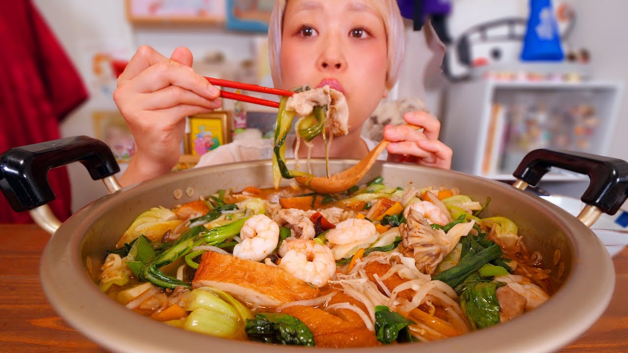 【大食い】激辛麻辣燙で残暑をぶっとばしたい。リッププランプ効果も抜群。激辛旨麻辣湯。【モッパン】【MUKBANG】