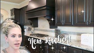 ORGANIZING OUR NEW KITCHEN!