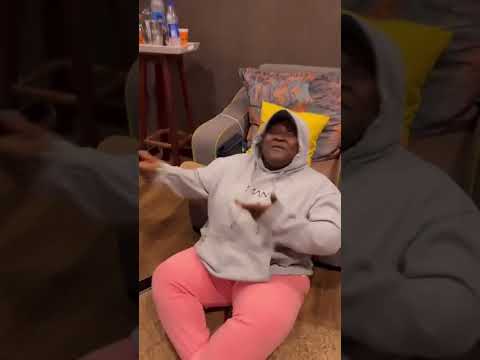 Molade live freestyle with producer GospelOnDbeat