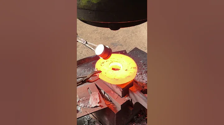 Inside the forging factory Fire, Force, and Flawless Timing #forging #machine #manufacture #machine