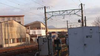 EF66 112号機[吹]牽引1073レ 用宗踏切通過