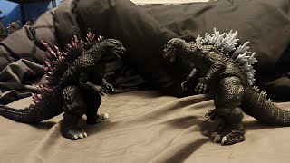 Godzilla 2000 vs Godzilla 2001 (Godzilla Stop Motion)