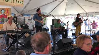 Festival Acadiens 2022: The Savoy Family Cajun Band - &quot;Hé, Mom&quot;