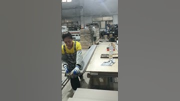 manual scraping, wood board, factory work🏭burr removal🪓hand scraping process🪓수작업 스크래핑, 목재 보드, 공장 작업