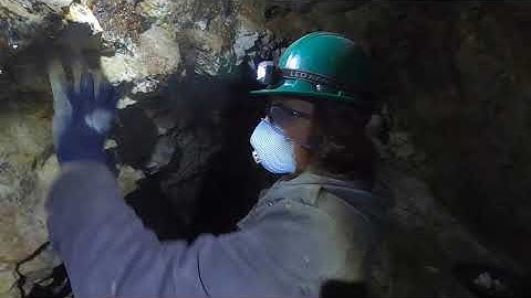 Digging in an old Beryllium mine - Beryl, Aquamarine, Garnet, Uranium ore