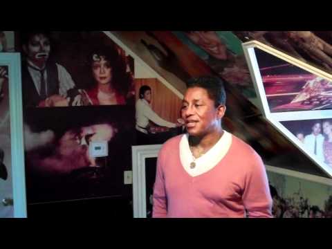 Inside Michael Jackson's Memory Room!