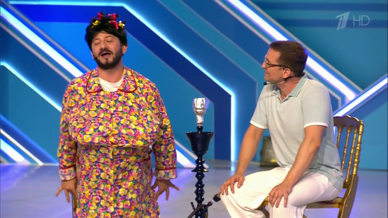 КВН 2015 Встреча выпускников Утомленные солнцем Бабушка Сирануш - YouTube