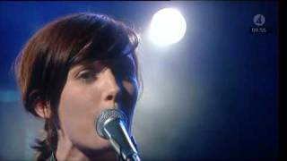 Sarah Blasko - We Won't Run (Live 2010) chords