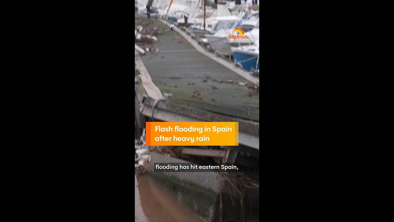 Flash flooding in Spain after heavy rain